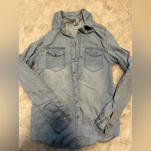 Ci Sono Long Sleeve Jean Shirt